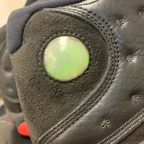 Jordan 13 Dirty Bred - Picture 2 of 5